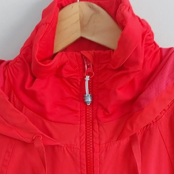 Lululemon Jacket - 8 - Picture 3 of 7